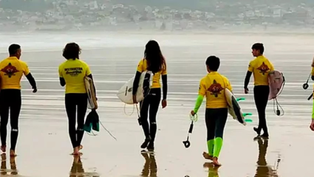 Beach Club Surf & Coffee